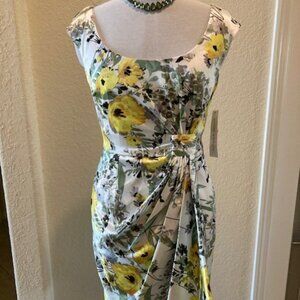 Maggie London: Floral Dress - size 10